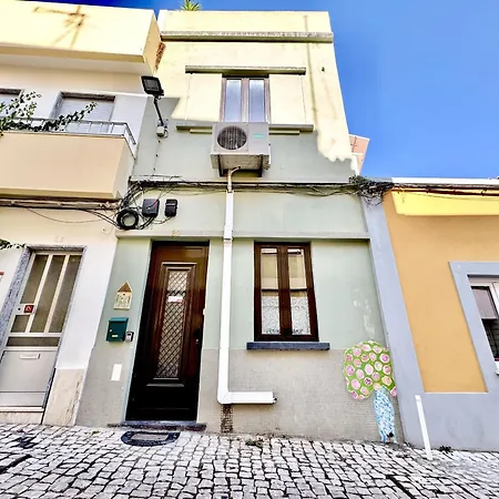 Downtown By Homing Apartment